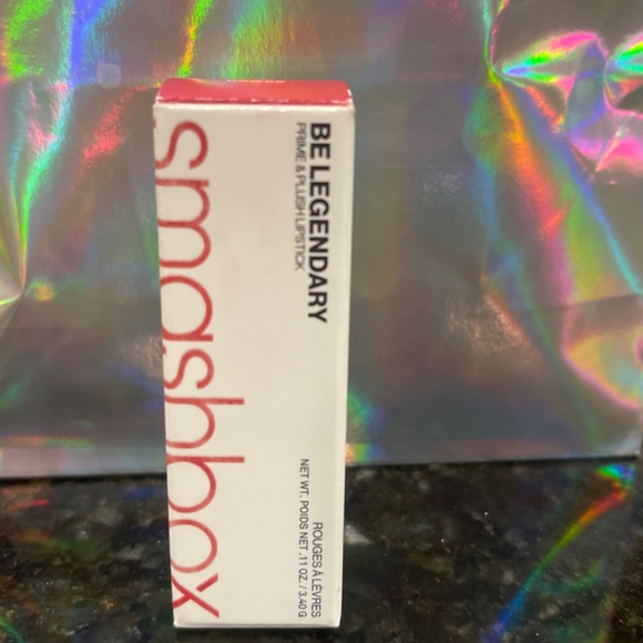 MAC Be Legendary llipstick - Picture 2 of 4